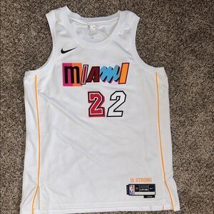 Nike White and Multicolor Jimmy Butler Miami Heat Men’s XL Jersey
